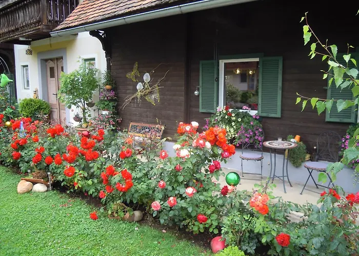 Gaestehaus Zur Schoenen Aussicht فندق