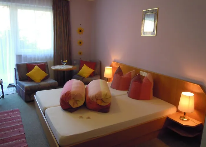 Gaestehaus Zur Schoenen Aussicht فندق 3*