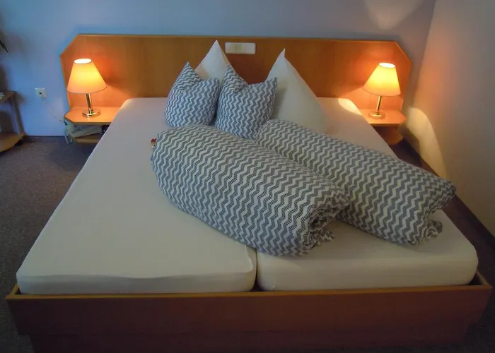 Gaestehaus Zur Schoenen Aussicht فندق Wies